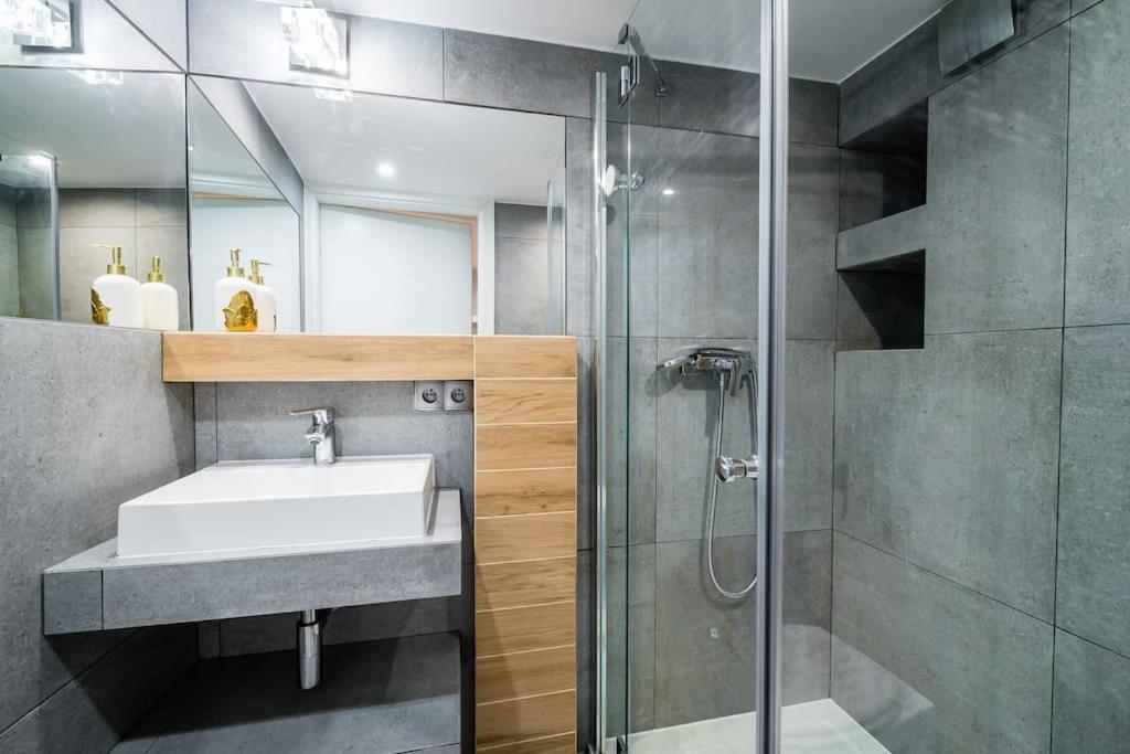 Royal City Apartment 40 M2 Cracovie Extérieur photo